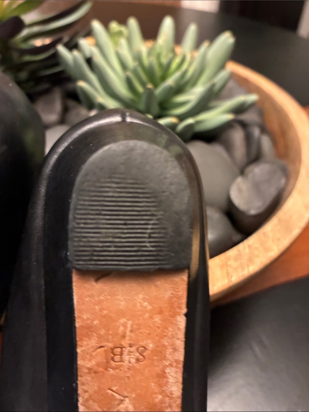 Cole Haan Black Leather Classic Wedge Pumps 8.5 - Picture 10 of 16